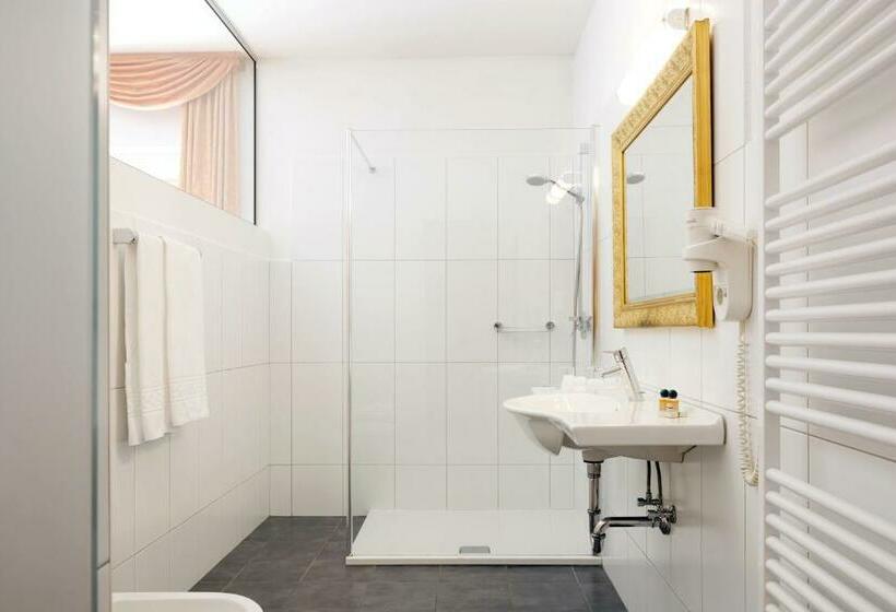 חדר סופריור, Parkhotel Post