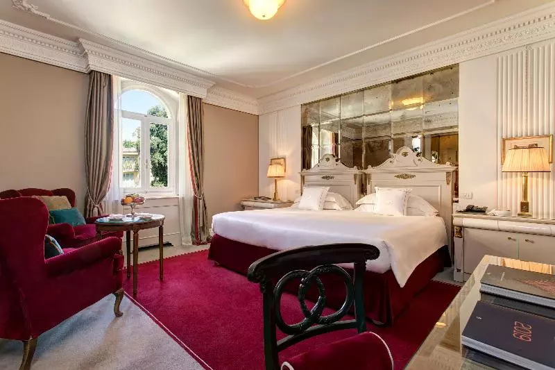 ジュニアスイート, Regency   Small Luxury Hotels Of The World