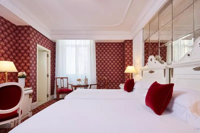プレミアムルーム, Regency   Small Luxury Hotels Of The World
