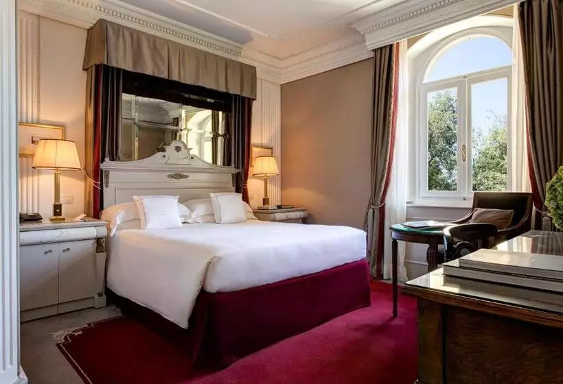 ファミリールーム, Regency   Small Luxury Hotels Of The World