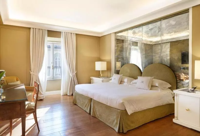 ペントハウススイート, Regency   Small Luxury Hotels Of The World