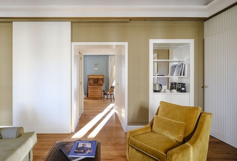 سوئیت پنت هاوس, Regency   Small Luxury Hotels Of The World