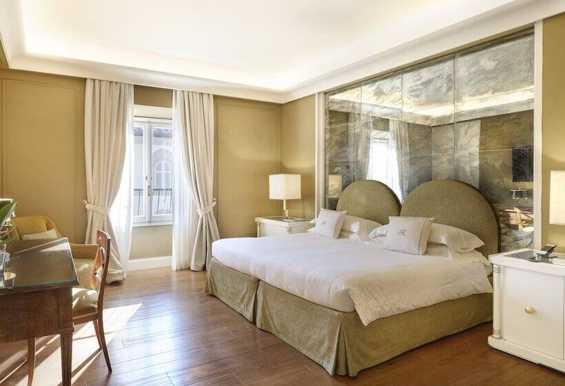 סוויטת פנטהאוז, Regency   Small Luxury Hotels Of The World