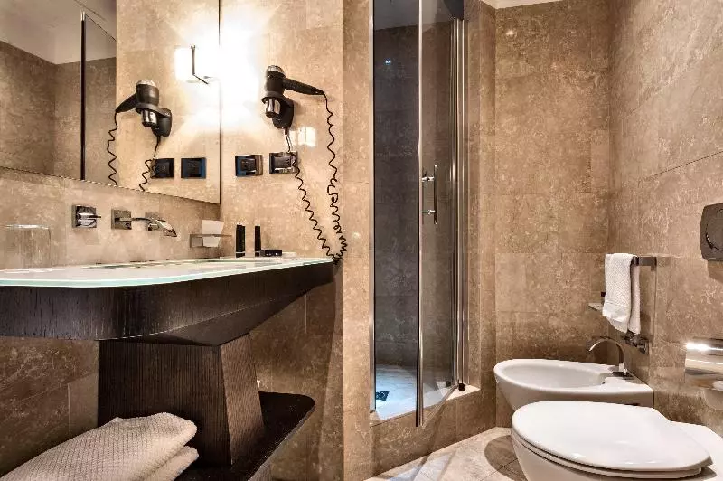プレミアムルーム, Regency   Small Luxury Hotels Of The World