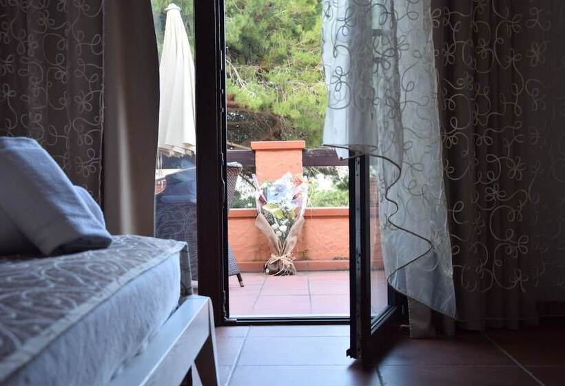 Quarto Estandar Vista Jardim, Resort Le Picchiaie