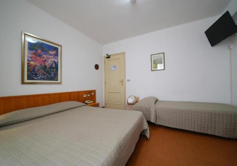 غرفة قياسية ثلاثية, Skilift