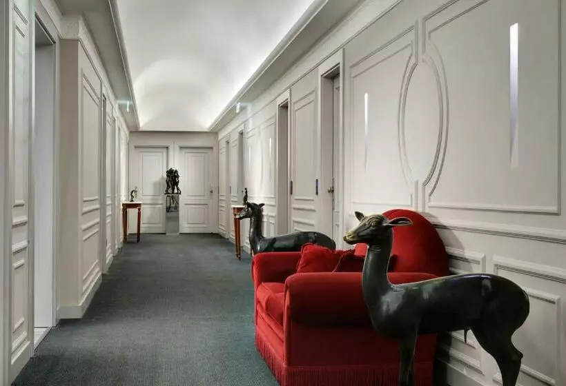 اتاق استاندارد, Grand Hotel Parker's
