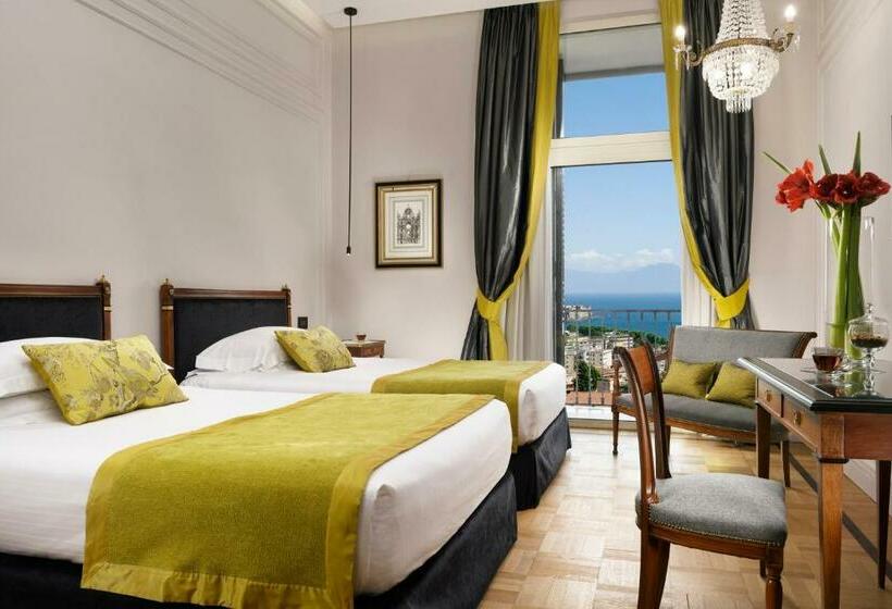 디럭스 룸, Grand Hotel Parker S