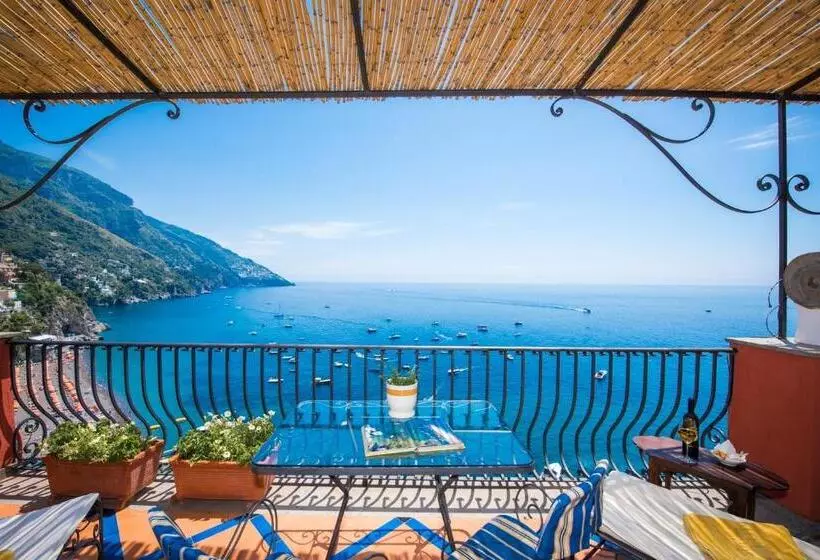 اتاق سوپریور با چشمانداز دریا, Albergo Miramare Positano