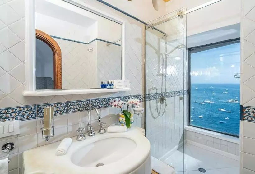 سوییت جونیور با چشمانداز دریا, Albergo Miramare Positano