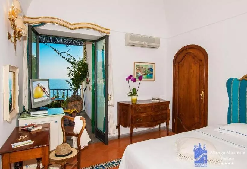 اتاق استاندارد با چشمانداز دریا, Albergo Miramare Positano