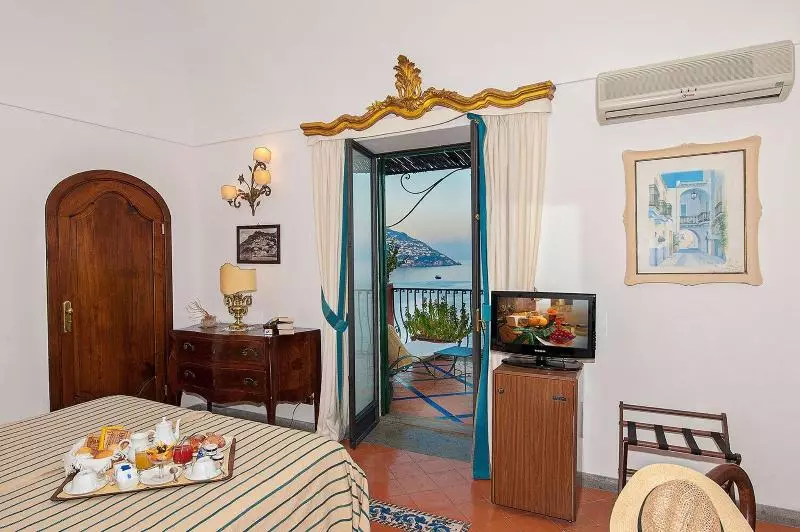 اتاق سوپریور با چشمانداز دریا, Albergo Miramare Positano