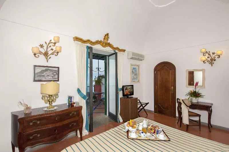 اتاق سوپریور با چشمانداز دریا, Albergo Miramare Positano