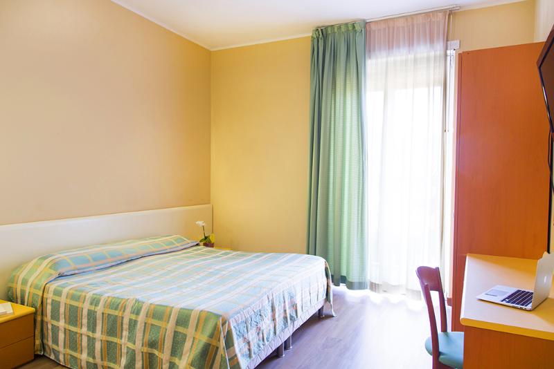 Camera Basic, Artemide