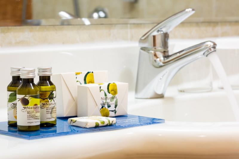 高级大房间, Astoria Resort