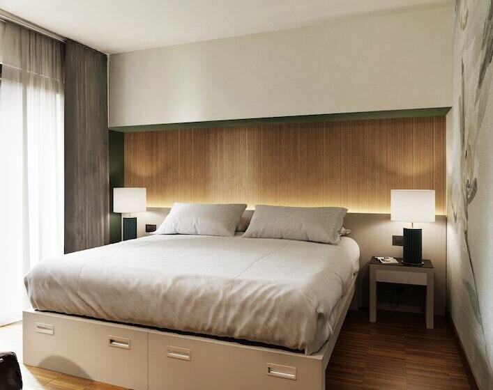 高级大房间, Astoria Resort