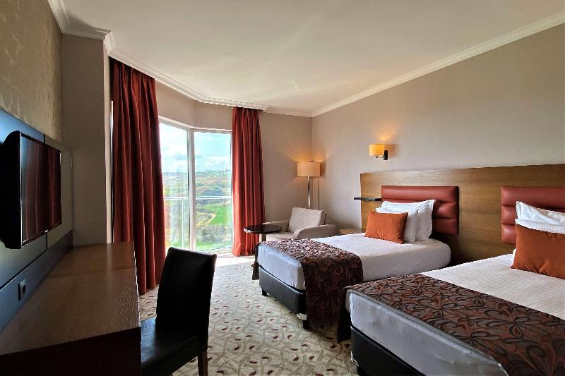 オーシャンビュースタンダードルーム, Atlas