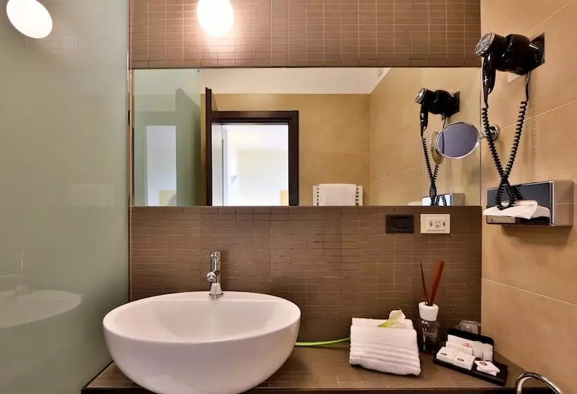 اتاق استاندارد, Best Western Plus Hotel Farnese