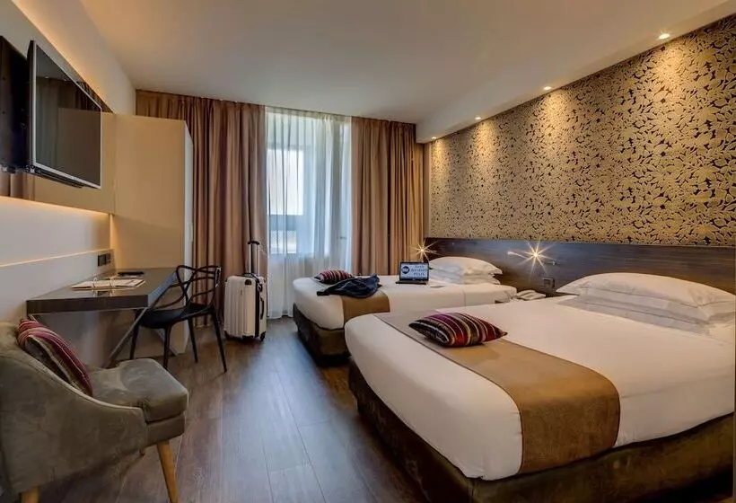 اتاق خانوادگی, Best Western Plus Hotel Farnese