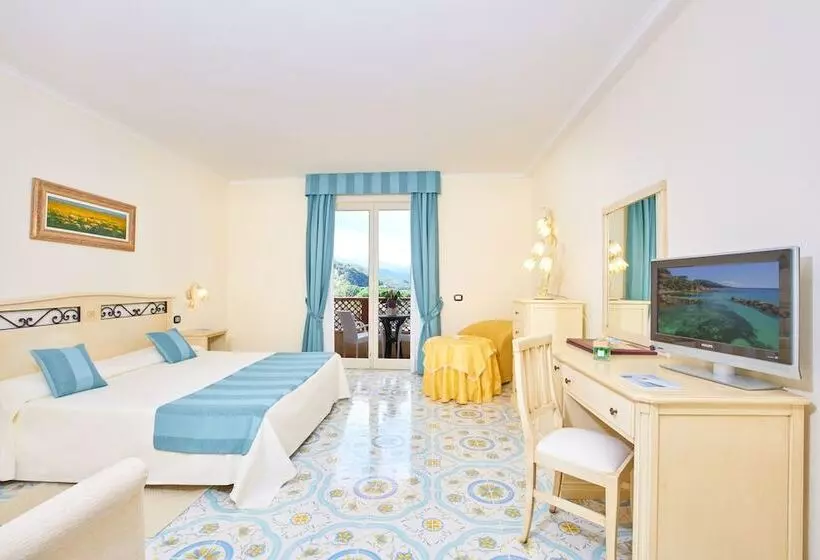 Triple Room Sea View, Biodola