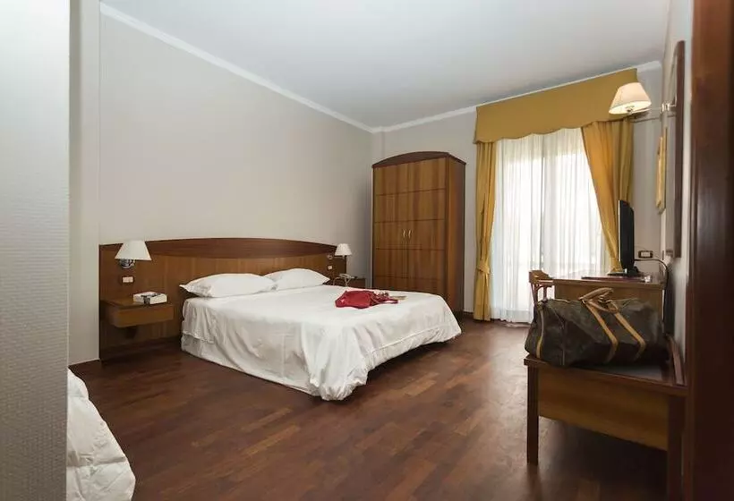 Quarto Triplo Standart, Cavaliere