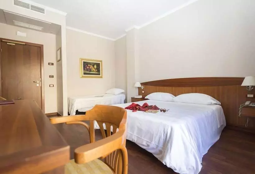 Quarto Triplo Standart, Cavaliere