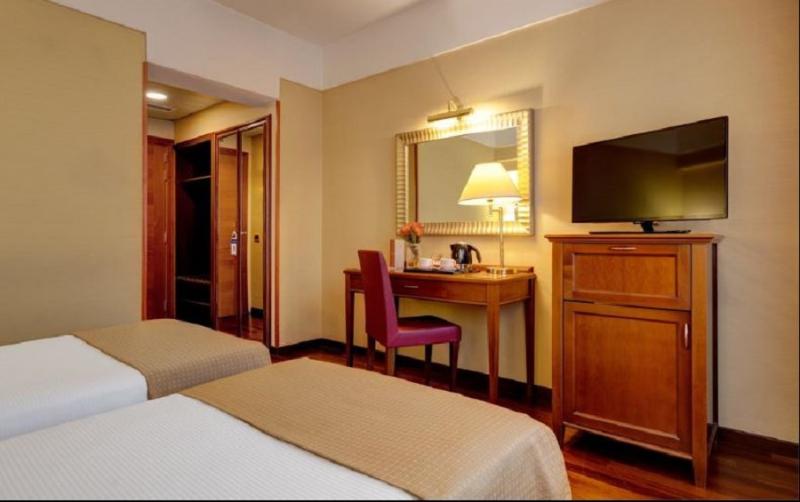 اتاق لوکس, Nyx Rome