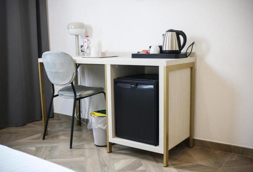 Chambre Standard, Donatello