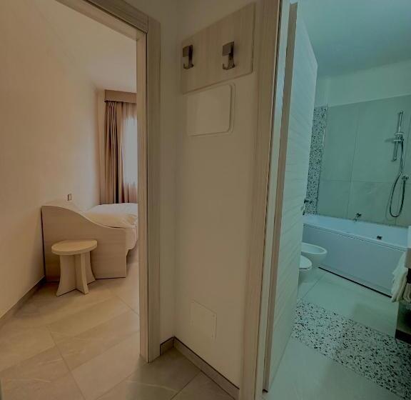 Suite avec Hydromassage, Donatello