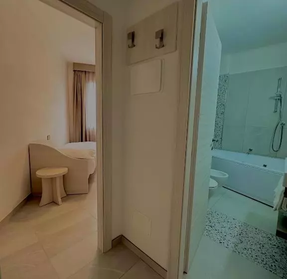 Suite avec Hydromassage, Donatello