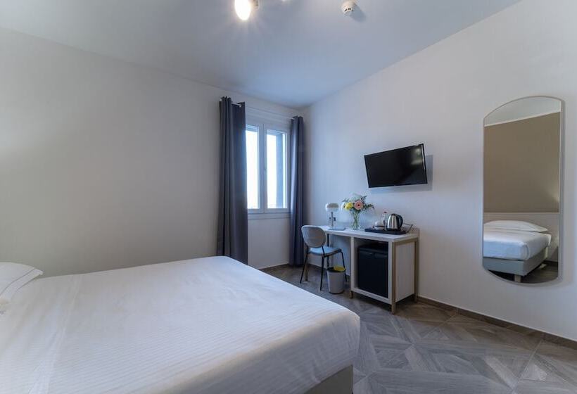 Chambre Standard, Donatello