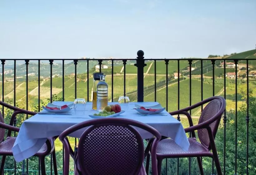 سوییت جونیور با بالکن, Felicin Ristorante Albergo Dimora Storica