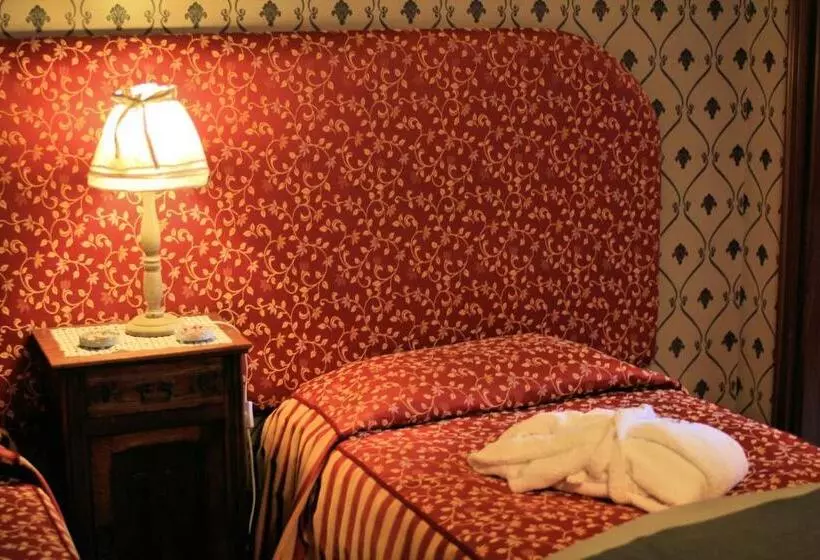 اتاق خانوادگی, Felicin Ristorante Albergo Dimora Storica
