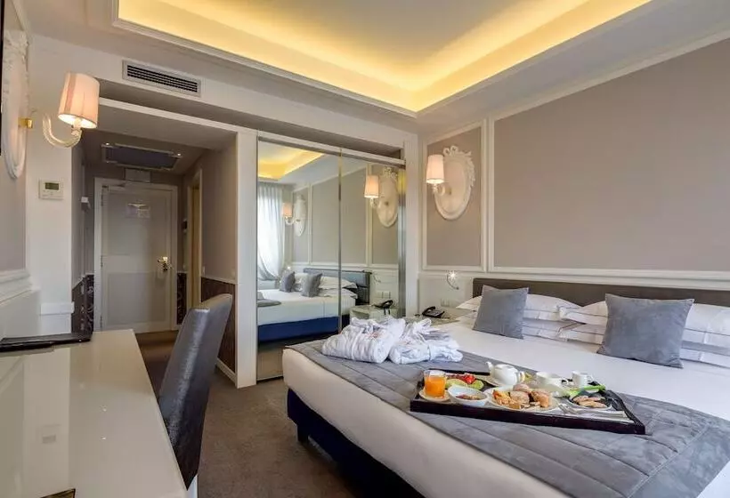 スーペリアールーム, Grande Albergo Roma