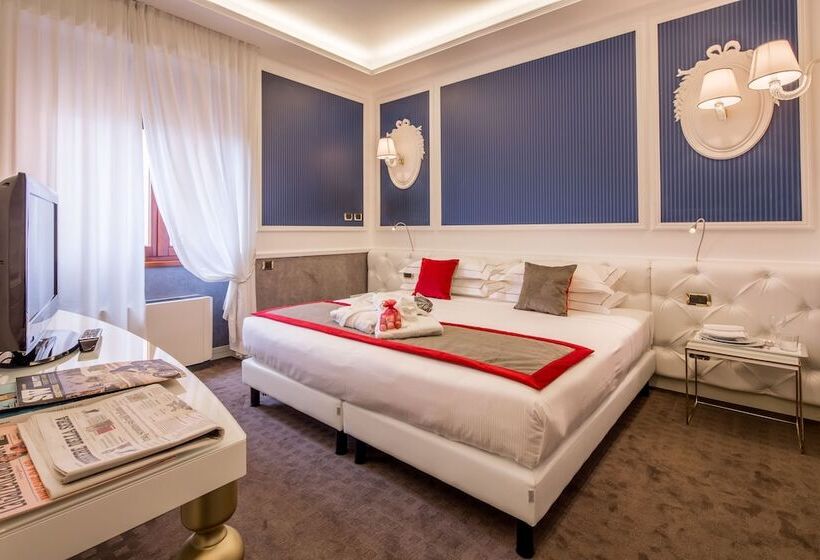 סוויטת ג'וניור, Grande Albergo Roma