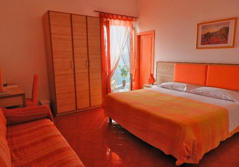 스탠다드 룸, Holiday