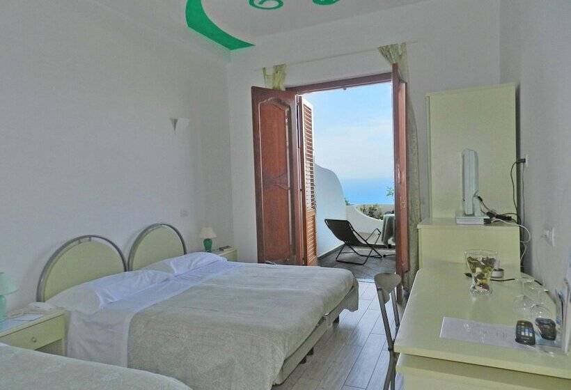 Triple Room Sea View, Holiday