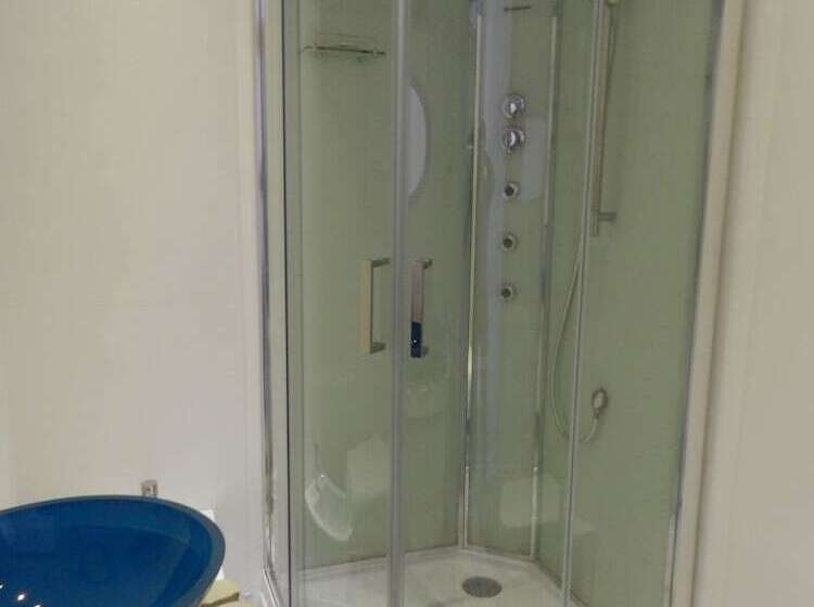 측면 바다 전망 이코노미 룸, Holiday