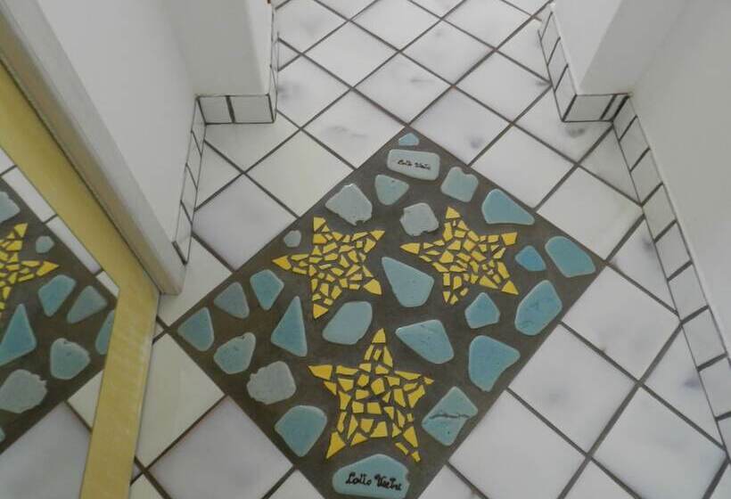 غرفة إقتصادية ذات إطلالة جانبية على البحر, Holiday