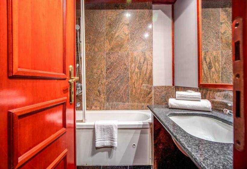 חדר סטנדרט, Madison