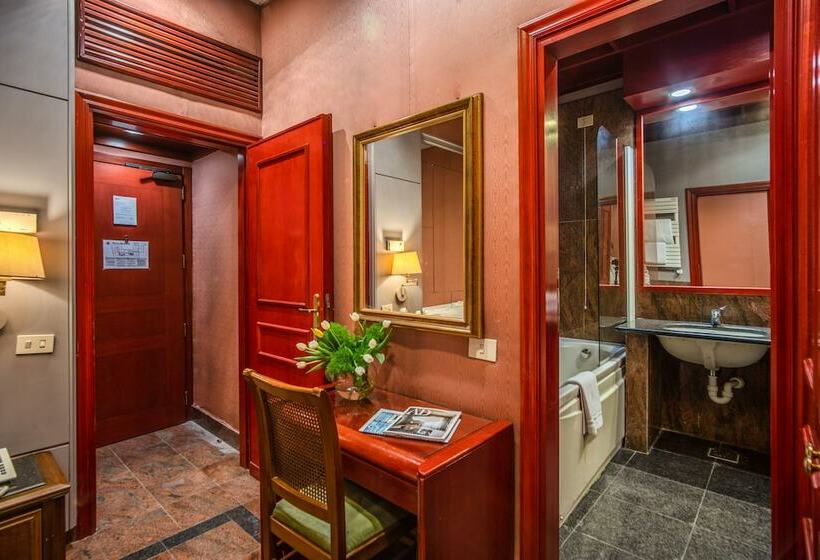 חדר סטנדרט, Madison