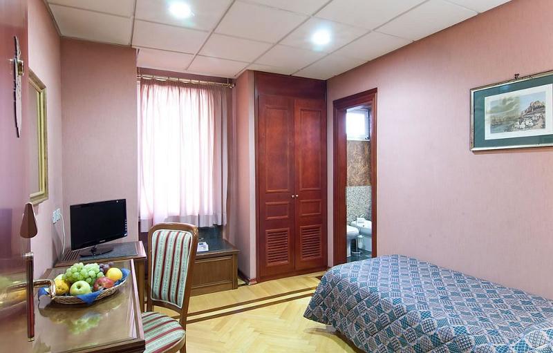 חדר סטנדרט יחיד, Madison