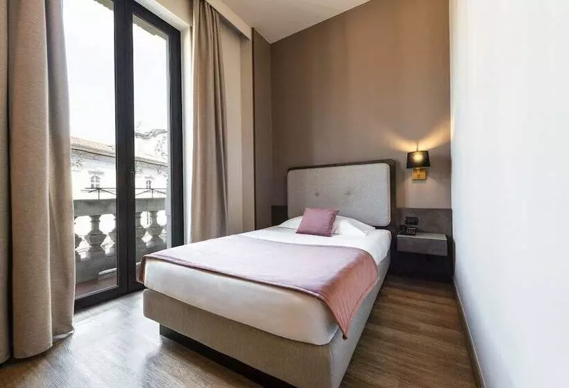 اتاق استاندارد یک نفره, Mokinba Hotels King