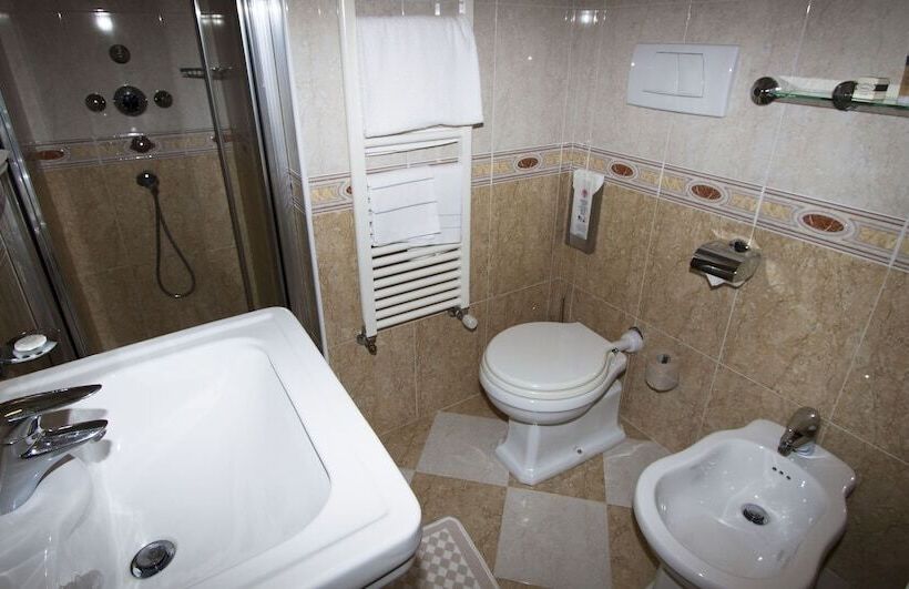 レイクビュースタンダードルーム, Posta