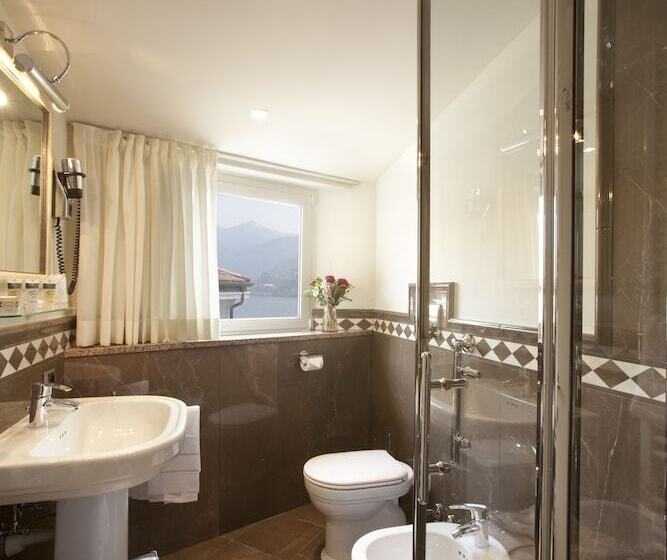 标准间带湖景, Posta