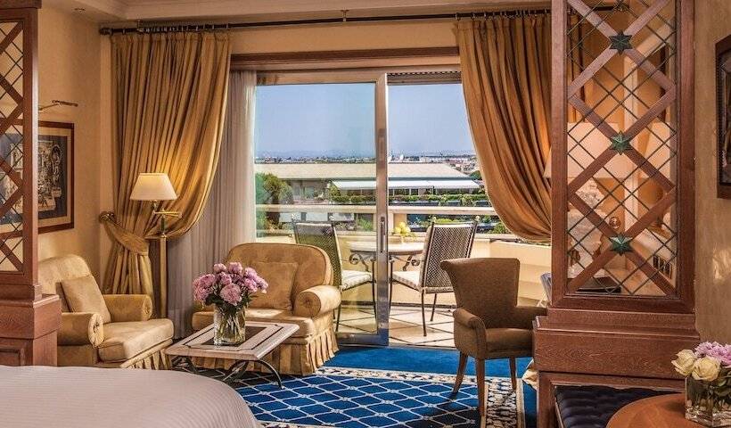 Camera Club Letto King, Rome Cavalieri A Waldorf Astoria