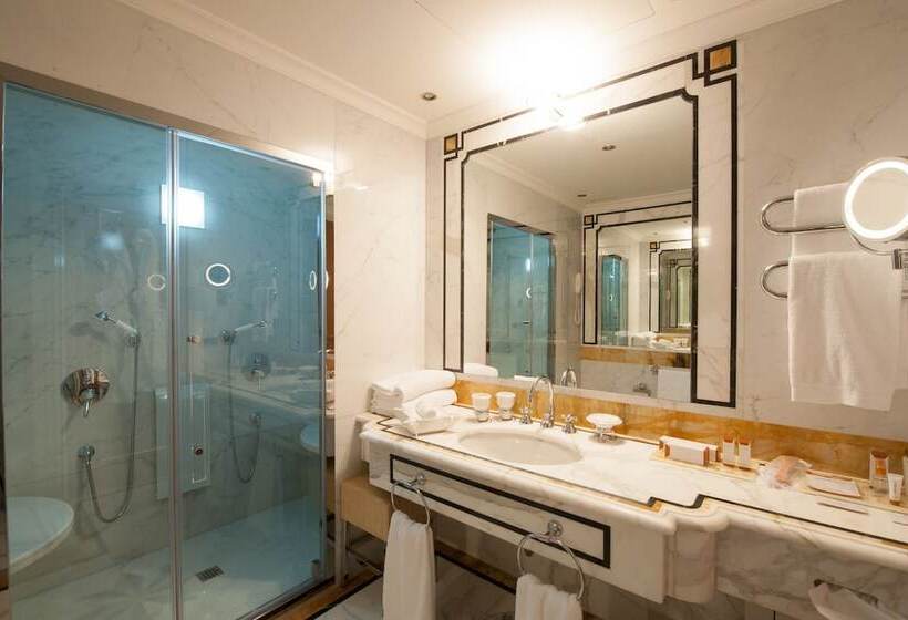 سوئیت پریمیوم, Rome Cavalieri A Waldorf Astoria