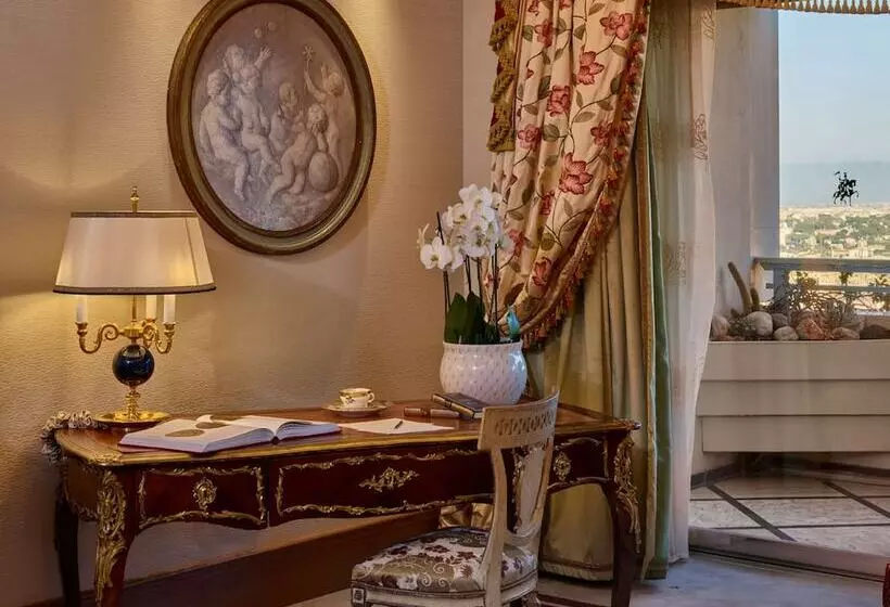 سوئیت پریمیوم, Rome Cavalieri A Waldorf Astoria