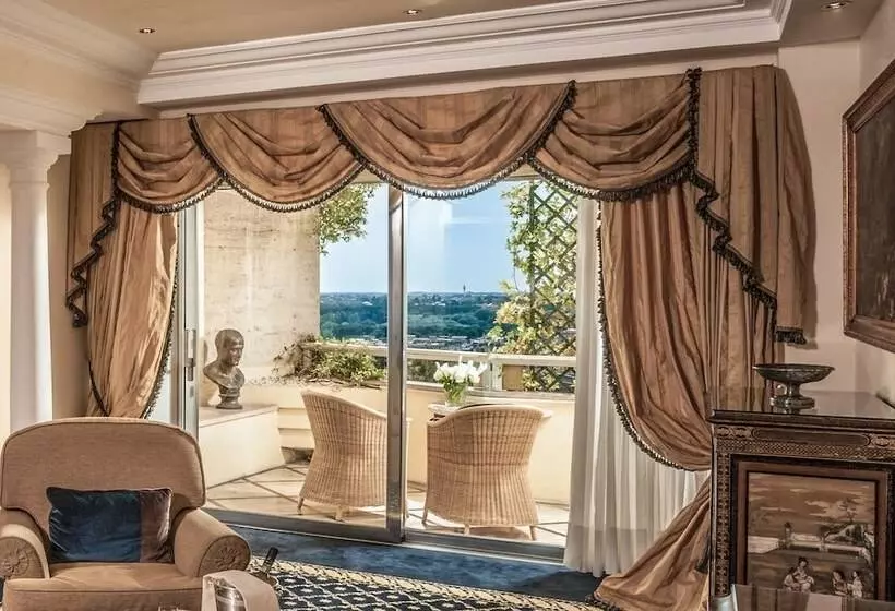 سوئیت کلاب, Rome Cavalieri A Waldorf Astoria