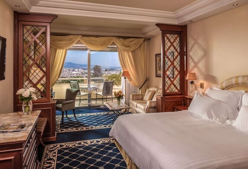 Camera Deluxe Letto King con Vista, Rome Cavalieri A Waldorf Astoria